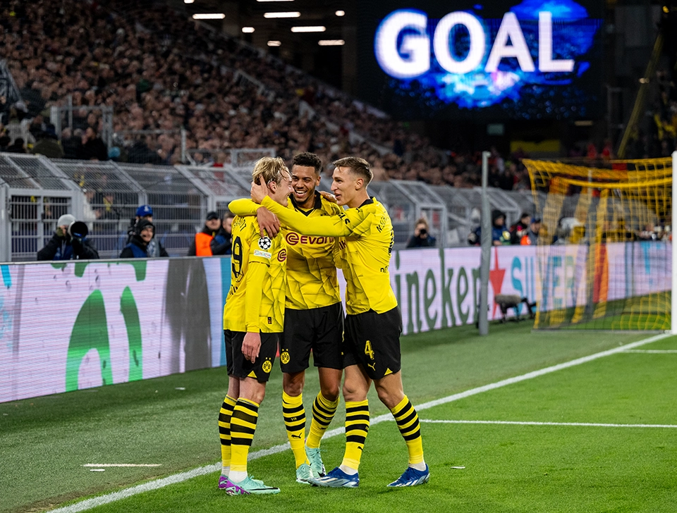 Brandt, Nmecha and Schlotterbeck celebrate a goal (photo)