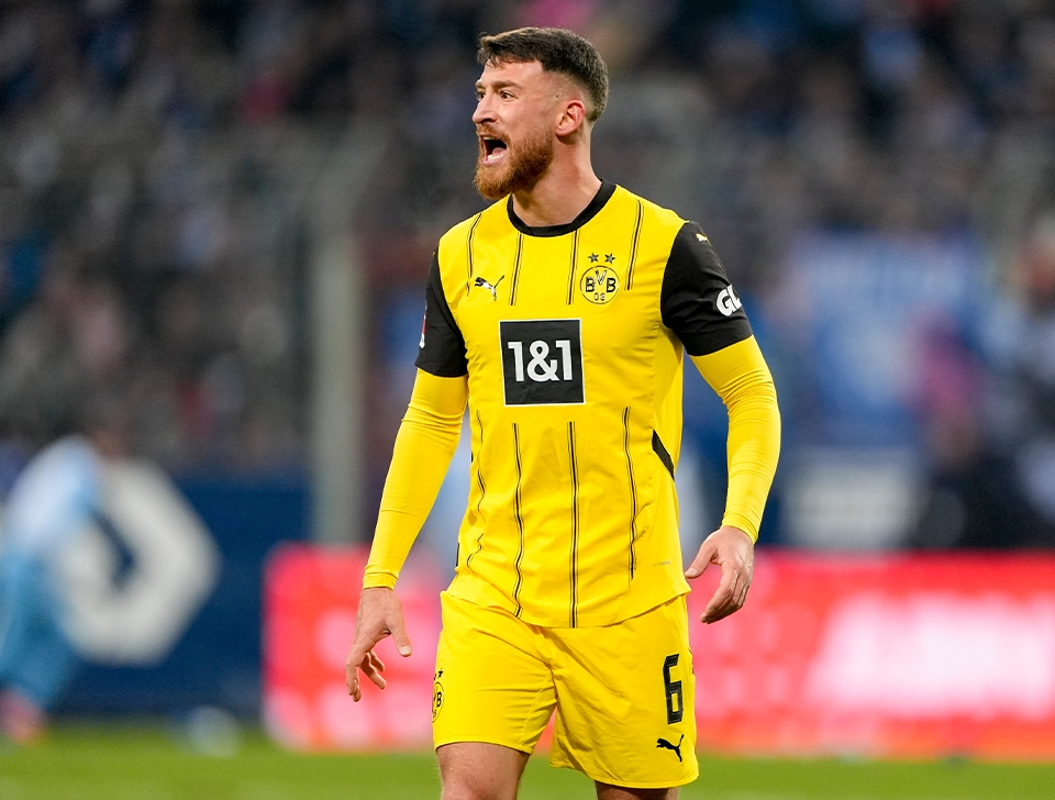 Özcan celebrates (photo)